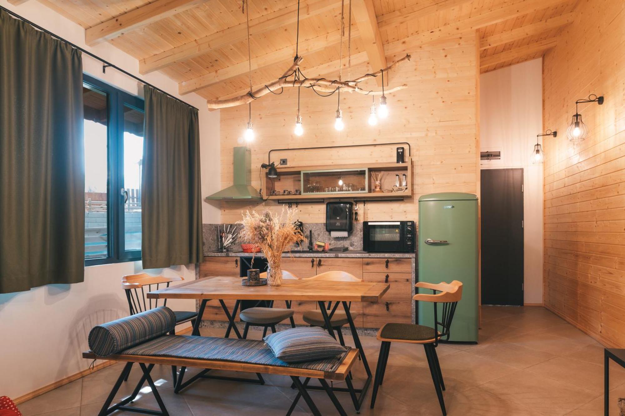 Dakota Forest Retreat Villa