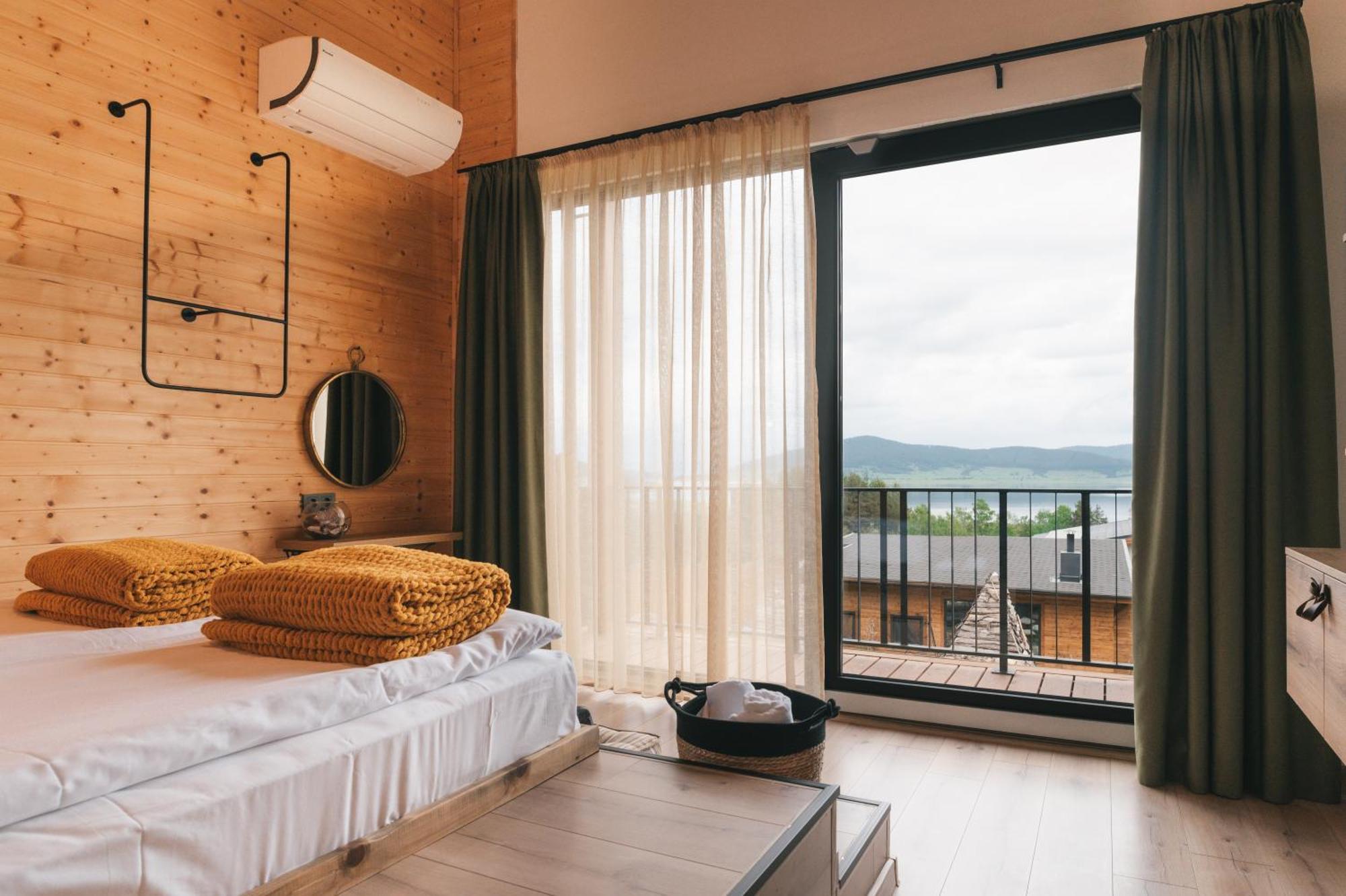 Villa Dakota Forest Retreat
